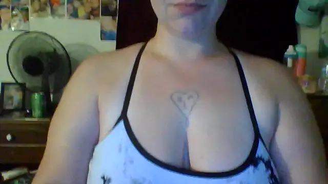 Snapshot of BigBootySammyy chatting on July 17, 1:51 pm BigBootySammyy online show from July 17, 1:51 pm