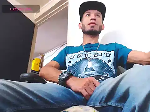 WOLFMONSTERDICK online show from July 10, 8:33 pm