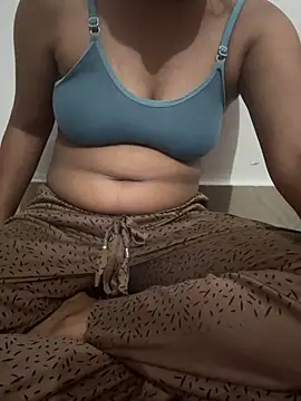 Snapshot of KHUSHISINGH_ chatting on June 30, 3:57 pm KHUSHISINGH online show from June 30, 3:57 pm