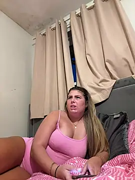hiddensecretxx online show from July 12, 9:17 pm