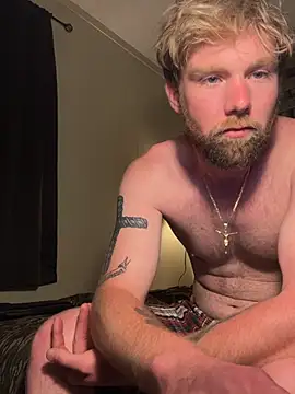 Snapshot of Drakeeestarr chatting on July 14, 4:17 am Drakeeestarr online show from July 14, 4:17 am