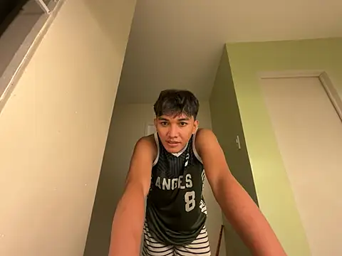 xZenithx  online show from July 6, 2:25 pm