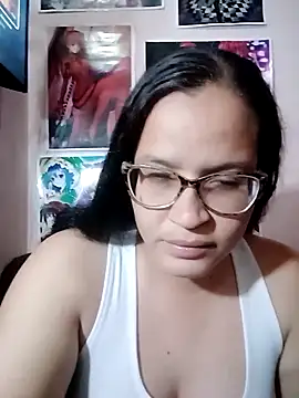 Snapshot of valentina1607 chatting on July 1, 12:12 am valentina1607 online show from July 1, 12:12 am