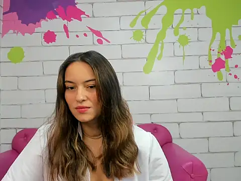 Snapshot of MariannRoxy chatting on July 6, 12:24 pm MariannRoxy online show from July 6, 12:24 pm