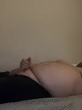 Tallbellybear online show from July 10, 5:45 am