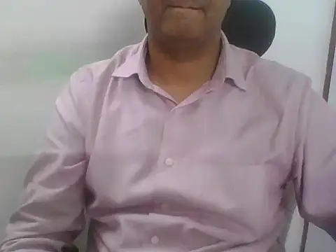 Snapshot of adiasianco chatting on July 16, 7:47 am adiasianco online show from July 16, 7:47 am