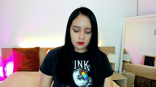 Snapshot of Miaa_Velvet_ chatting on July 2, 3:06 am Miaa Velvet online show from July 2, 3:06 am