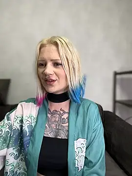gothcloe online show from July 4, 11:44 pm