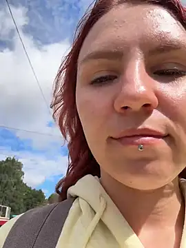 Snapshot of -stray-cat- chatting on July 3, 7:26 am -stray-cat- online show from July 3, 7:26 am