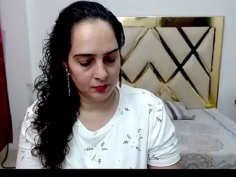 Snapshot of rebecamontero chatting on July 6, 4:42 pm rebecamontero online show from July 6, 4:42 pm