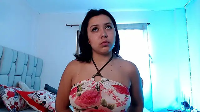 Snapshot of Lexy_Blake chatting on July 8, 1:15 pm Lexy Blake online show from July 8, 1:15 pm