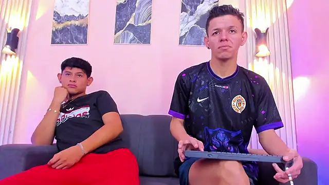IronBoys Hot online show from July 13, 8:33 pm