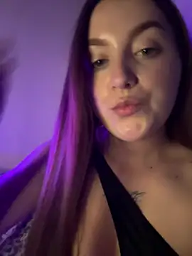 Kissss2424 online show from July 3, 11:22 pm