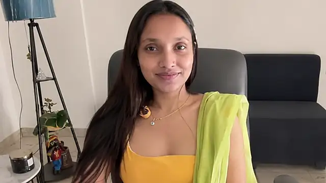 Snapshot of Sonia_banu76 chatting on July 4, 6:19 am Sonia banu76 online show from July 4, 6:19 am