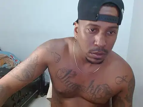Snapshot of negro-7 chatting on July 4, 10:27 pm negro-7 online show from July 4, 10:27 pm