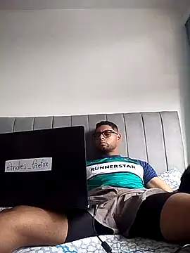 Snapshot of Andres_firefox chatting on July 5, 8:38 pm Andres firefox online show from July 5, 8:38 pm
