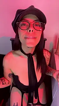 CharlotteBeaulmont online show from July 12, 10:01 pm