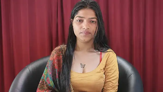 Snapshot of Yours_shikhaa0 chatting on July 5, 6:09 am Yours shikhaa0 online show from July 5, 6:09 am