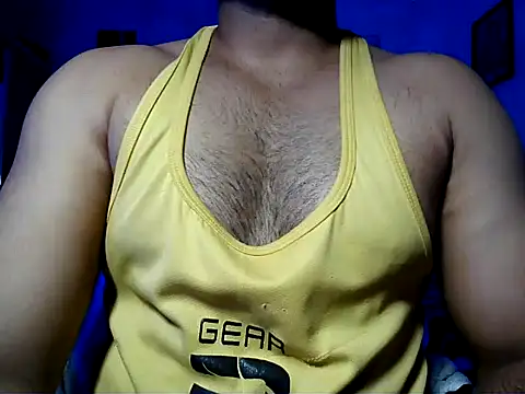 Snapshot of bodytobodyxxx chatting on July 19, 8:40 am bodytobodyxxx online show from July 19, 8:40 am