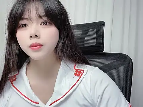 Xiaoxue689 online show from July 8, 3:33 am