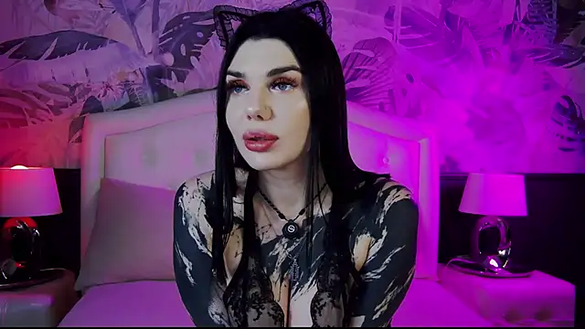 Snapshot of IvyDarkness chatting on July 8, 7:07 pm IvyDarkness online show from July 8, 7:07 pm