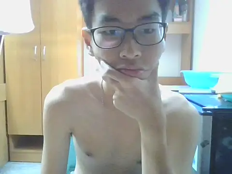 Snapshot of Startopb chatting on July 7, 6:38 am Startopb online show from July 7, 6:38 am