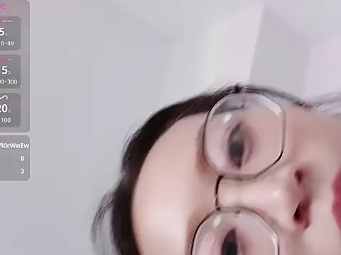 Snapshot of JiaQi-170 chatting on July 7, 9:19 pm JiaQi-170 online show from July 7, 9:19 pm