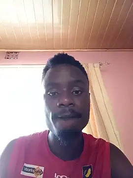 Snapshot of Sexboi254 chatting on July 8, 7:02 am Sexboi254 online show from July 8, 7:02 am