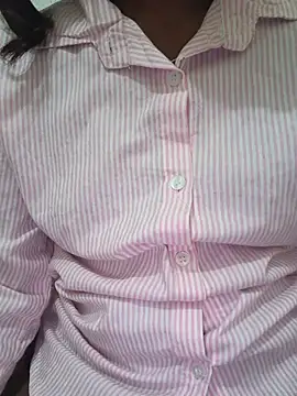 Snapshot of SEXY_SIYAA_ chatting on July 7, 7:18 pm SEXY SIYAA online show from July 7, 7:18 pm
