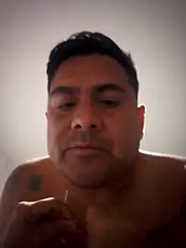 Snapshot of bigdick250490 chatting on July 10, 2:05 am bigdick250490 online show from July 10, 2:05 am