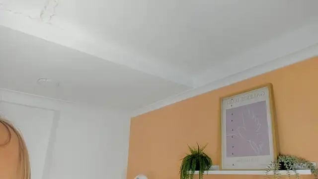 Snapshot of SamanthaMorgan__ chatting on July 15, 6:24 pm SamanthaMorgan online show from July 15, 6:24 pm