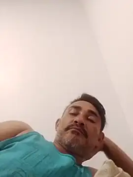 Snapshot of peludod chatting on July 21, 10:23 pm peludod online show from July 21, 10:23 pm