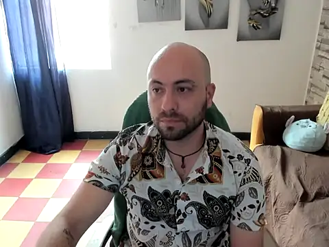 Snapshot of mike_lovers_ chatting on July 10, 7:16 pm mike lovers online show from July 10, 7:16 pm
