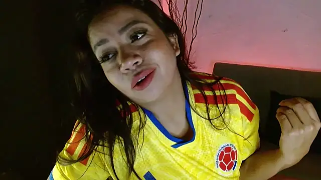Snapshot of lispetite chatting on June 18, 7:08 am lispetite online show from June 18, 7:08 am