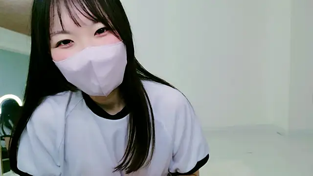 Snapshot of aichan__00 chatting on July 13, 4:21 pm aichan 00 online show from July 13, 4:21 pm
