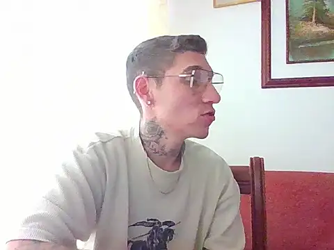 liam carter2 online show from July 10, 10:34 pm