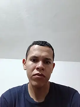 Snapshot of Vergonce123 chatting on July 11, 1:52 am Vergonce123 online show from July 11, 1:52 am