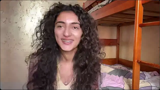 Snapshot of ShantiLeavitt chatting on July 18, 7:12 am ShantiLeavitt online show from July 18, 7:12 am