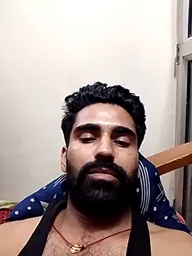 Snapshot of Luckyrajput2323 chatting on July 12, 7:49 pm Luckyrajput2323 online show from July 12, 7:49 pm