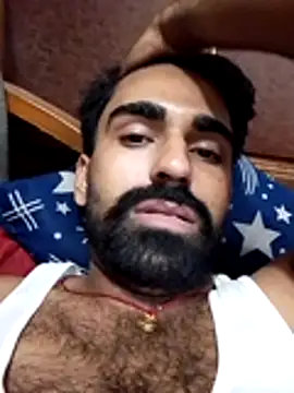 Snapshot of Luckyrajput2323 chatting on July 21, 11:40 pm Luckyrajput2323 online show from July 21, 11:40 pm