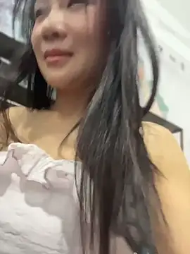 Snapshot of linawill11 chatting on July 24, 5:33 pm linawill11 online show from July 24, 5:33 pm