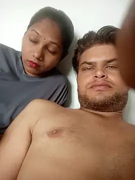 Snapshot of Indian_Coupless chatting on July 17, 6:53 am Indian Coupless online show from July 17, 6:53 am
