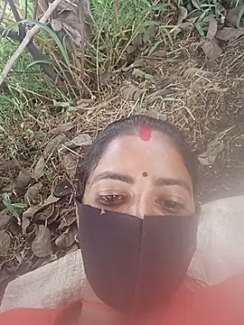 Snapshot of Suneeta2030 chatting on August 5, 8:17 am Suneeta2030 online show from August 5, 8:17 am