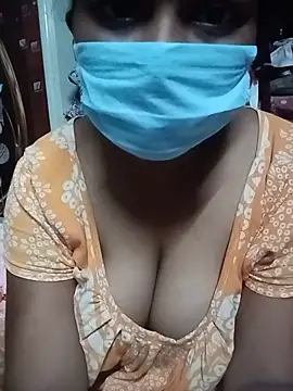 Snapshot of Queen_96 chatting on July 29, 3:32 pm Queen 96 online show from July 29, 3:32 pm