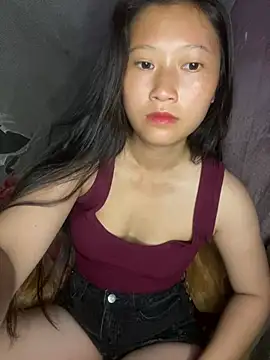 Snapshot of My-nhung chatting on July 15, 11:32 pm My-nhung online show from July 15, 11:32 pm