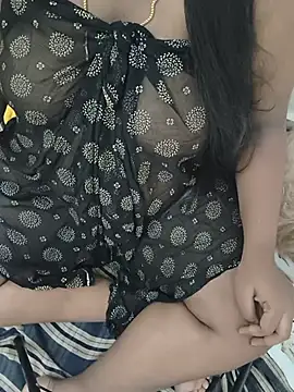 Snapshot of tamil_Anusri_couple chatting on July 17, 7:59 am tamil Anusri couple online show from July 17, 7:59 am