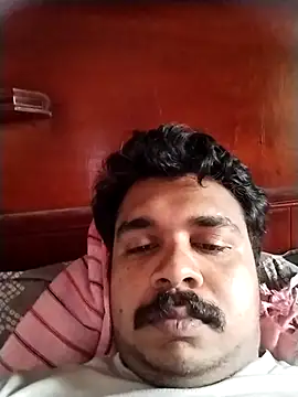 Snapshot of anuu32 chatting on July 16, 10:54 am anuu32 online show from July 16, 10:54 am