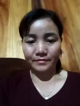 Snapshot of Quee_Quee chatting on July 16, 10:54 am Quee Quee online show from July 16, 10:54 am