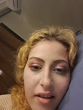 Kiki-wren online show from July 29, 7:45 pm