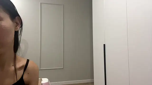 CuddlyLips  online show from July 16, 12:22 pm